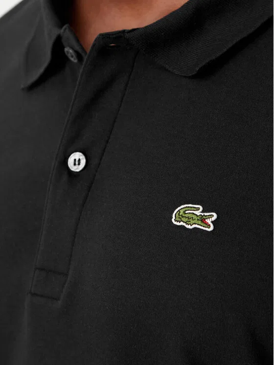 Футболка поло Lacoste Regular Fit, однотонная, черный — фото 4