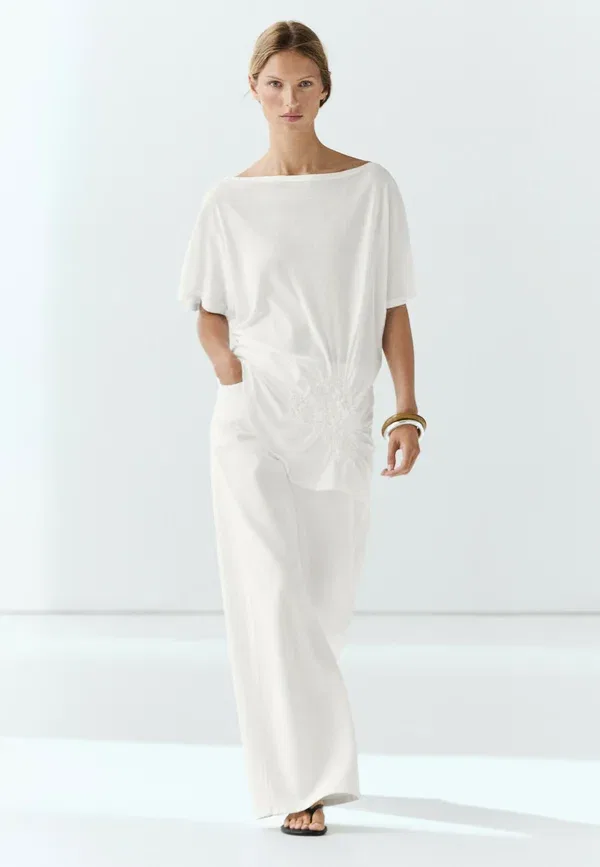 Футболка с асимметричным кроем, 100% хлопок, Asymmetric top with embroidered detail, Massimo Dutti, белый — фото 2