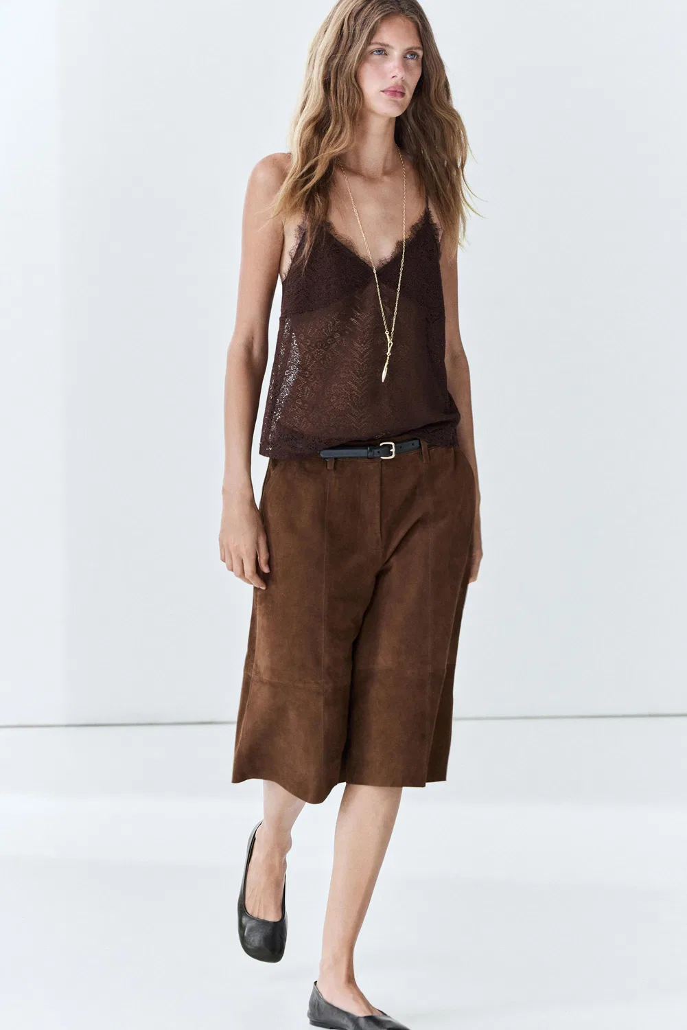 Топ Massimo Dutti, с кружевной отделкой, коричневый — фото 2