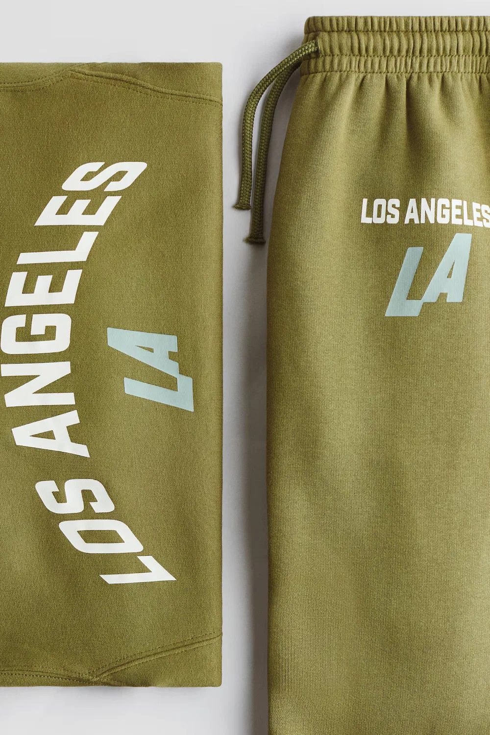 Комплект из двух толстовок с принтом H&M, Khakigrün/Los Angeles — фото 2