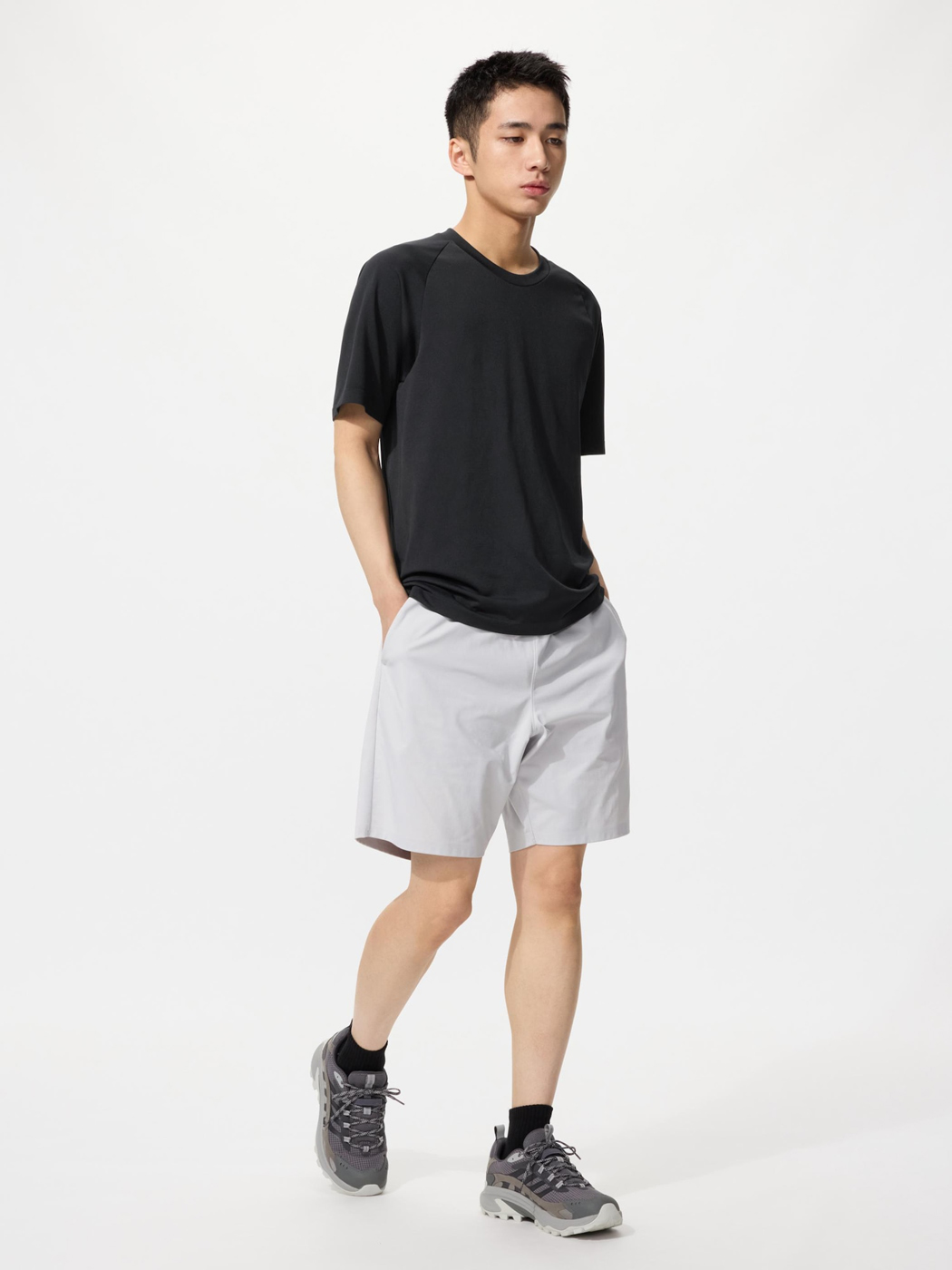 Шорты Uniqlo Ultra Stretch Active, 02 светло-серый