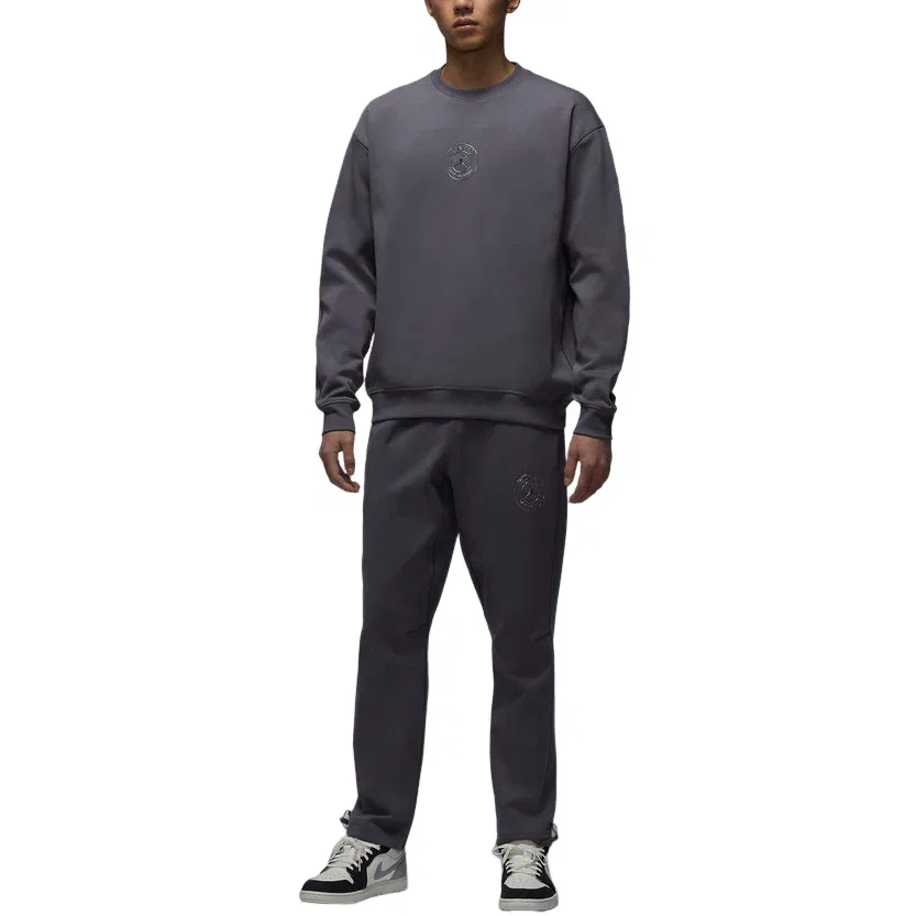 Мужской свитер Air Jordan x PSG Hoop Fleece Crewneck Sweatshirt Asia Sizing 'Dark Grey Off Black' Jordan, Dark Grey/Off Black — фото 2