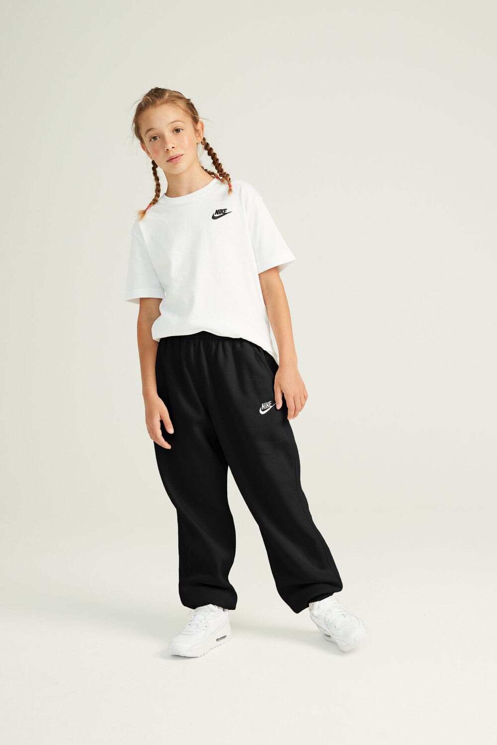 

Флисовые джоггеры оверсайз Club Nike, черный