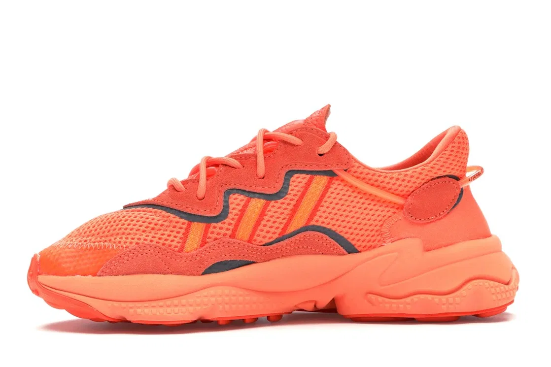 Детские кроссовки Lifestyle Adidas Ozweego, Hi-Res Coral/Semi Coral/Solar Orange — фото 3