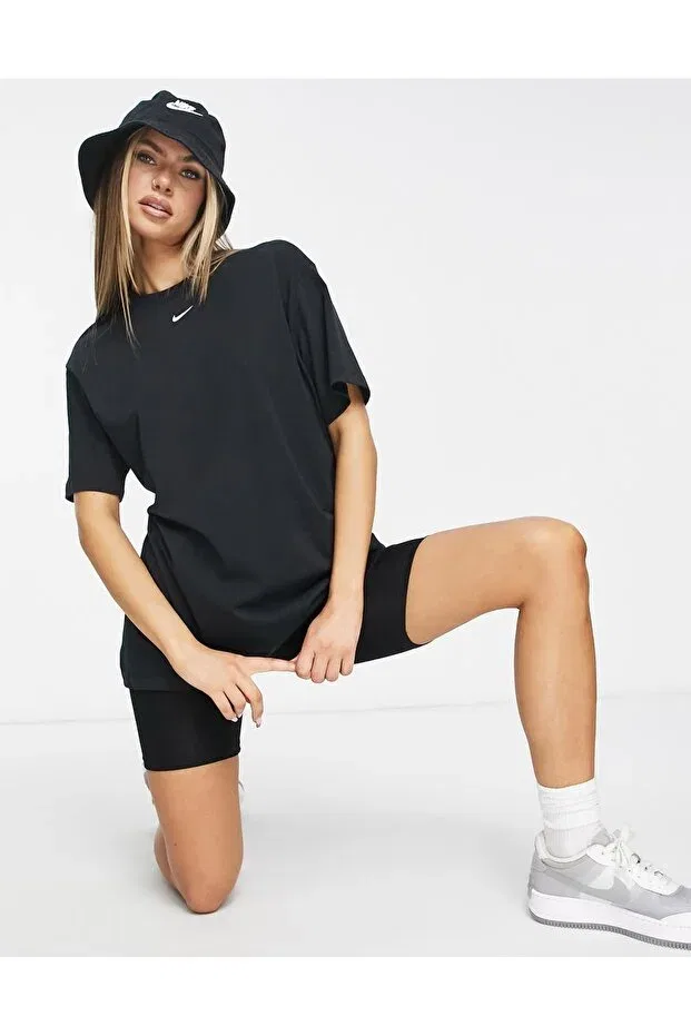 Женская футболка свободного кроя Nike, Black — фото 3