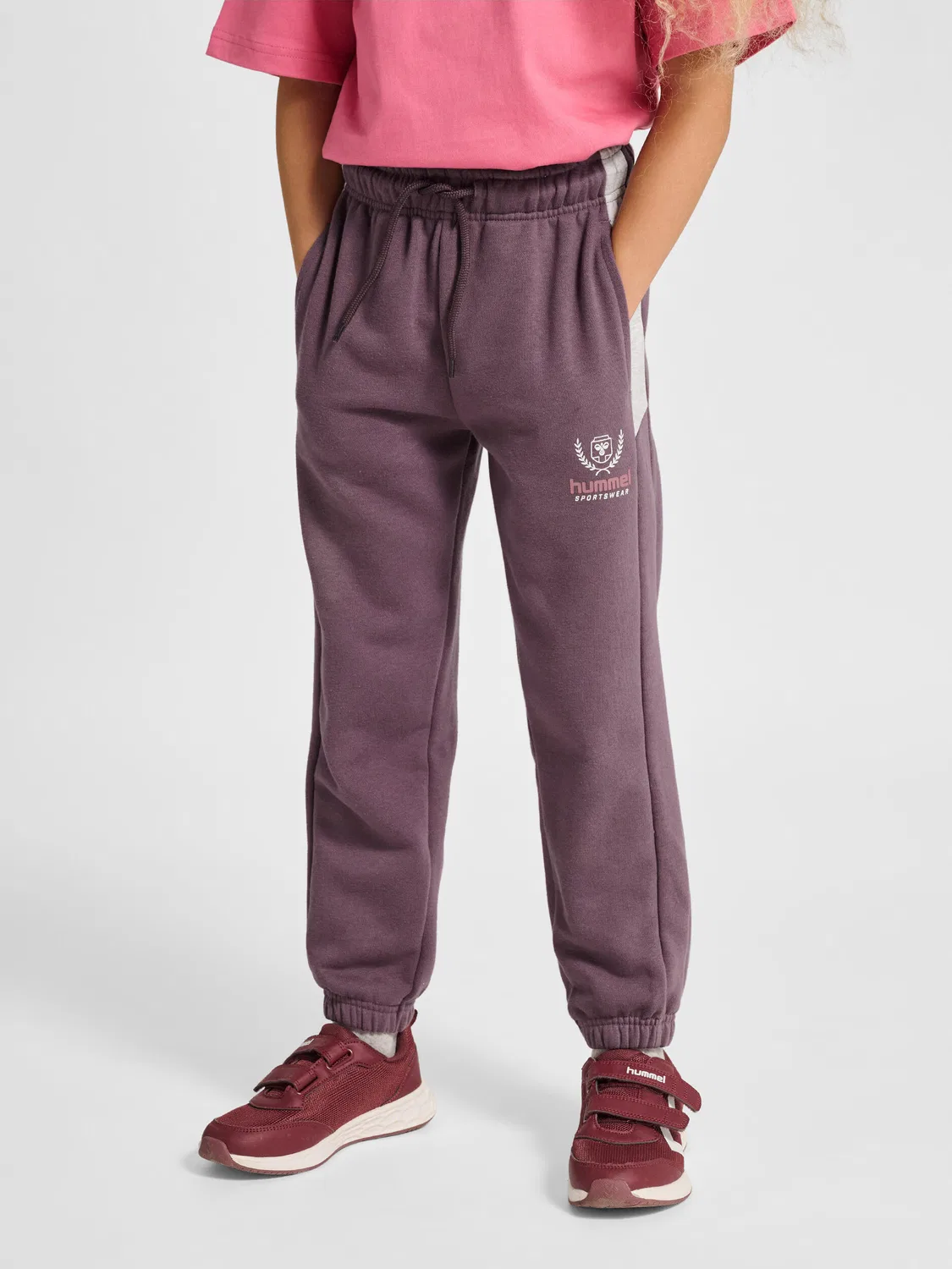 Детские спортивные штаны свободного кроя Hmljr Loose Blocked Sweatpant Bts Hummel, Hellzinngrau