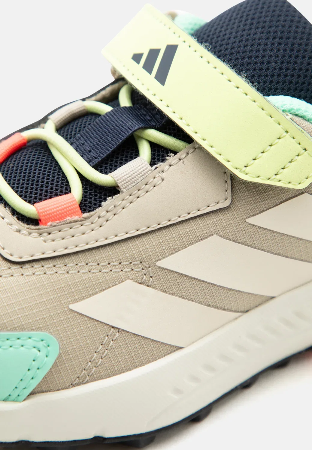 Походные ботинки Anylander унисекс Adidas Terrex, Khaki Three/White/Legend Ink — фото 3