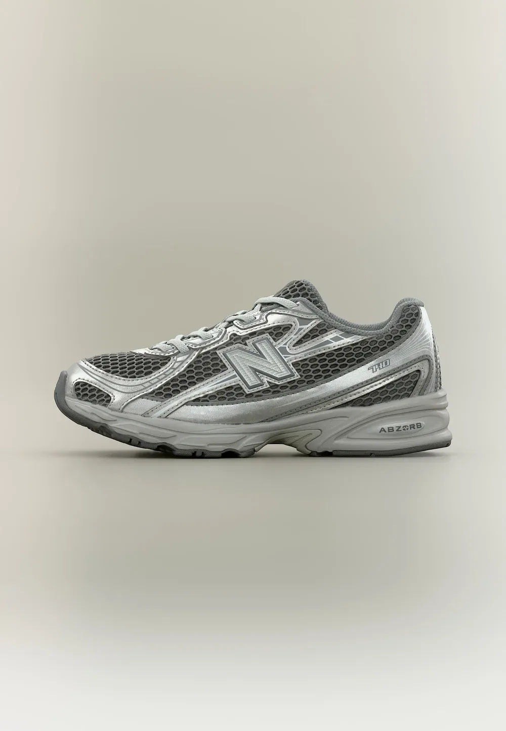 740 унисекс - кроссовки New Balance, Harbor Grey/Silver-Coloured Metallic/Concrete Mg