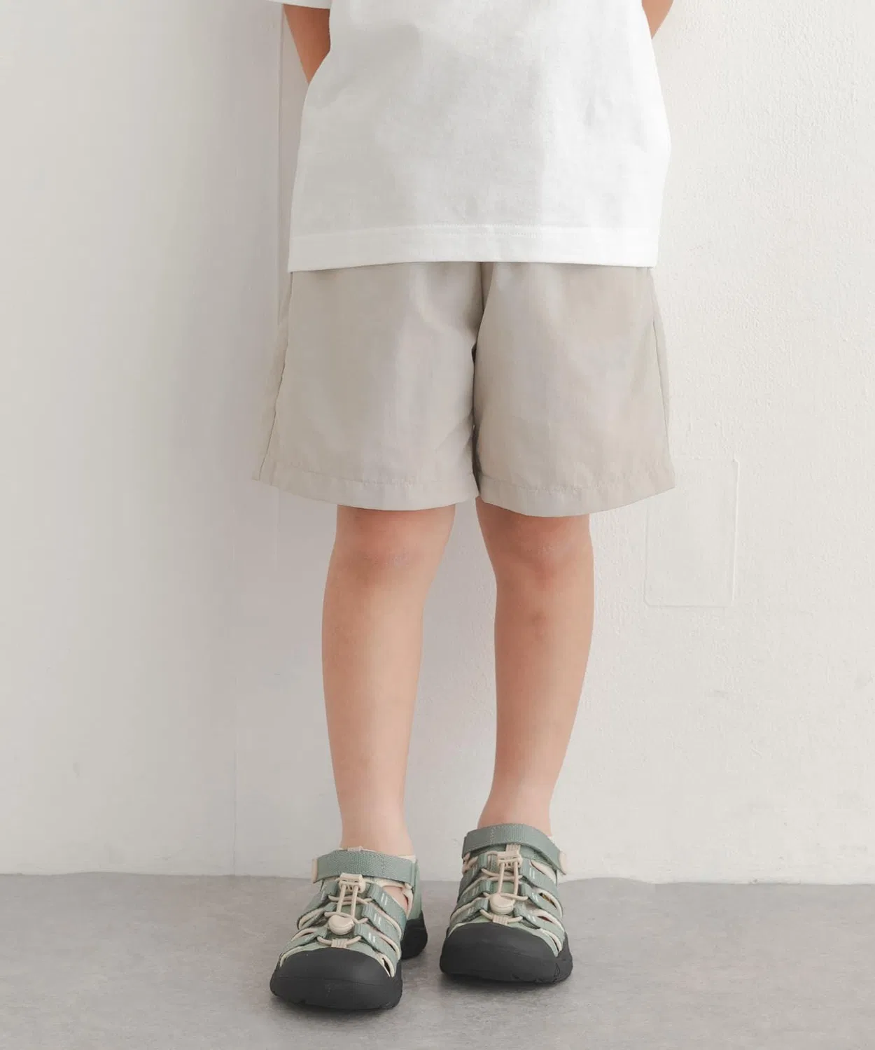Детские шорты из нейлона с водоотталкивающей пропиткой, модель KIDS URBAN RESEARCH DOORS, Khaki — фото 3