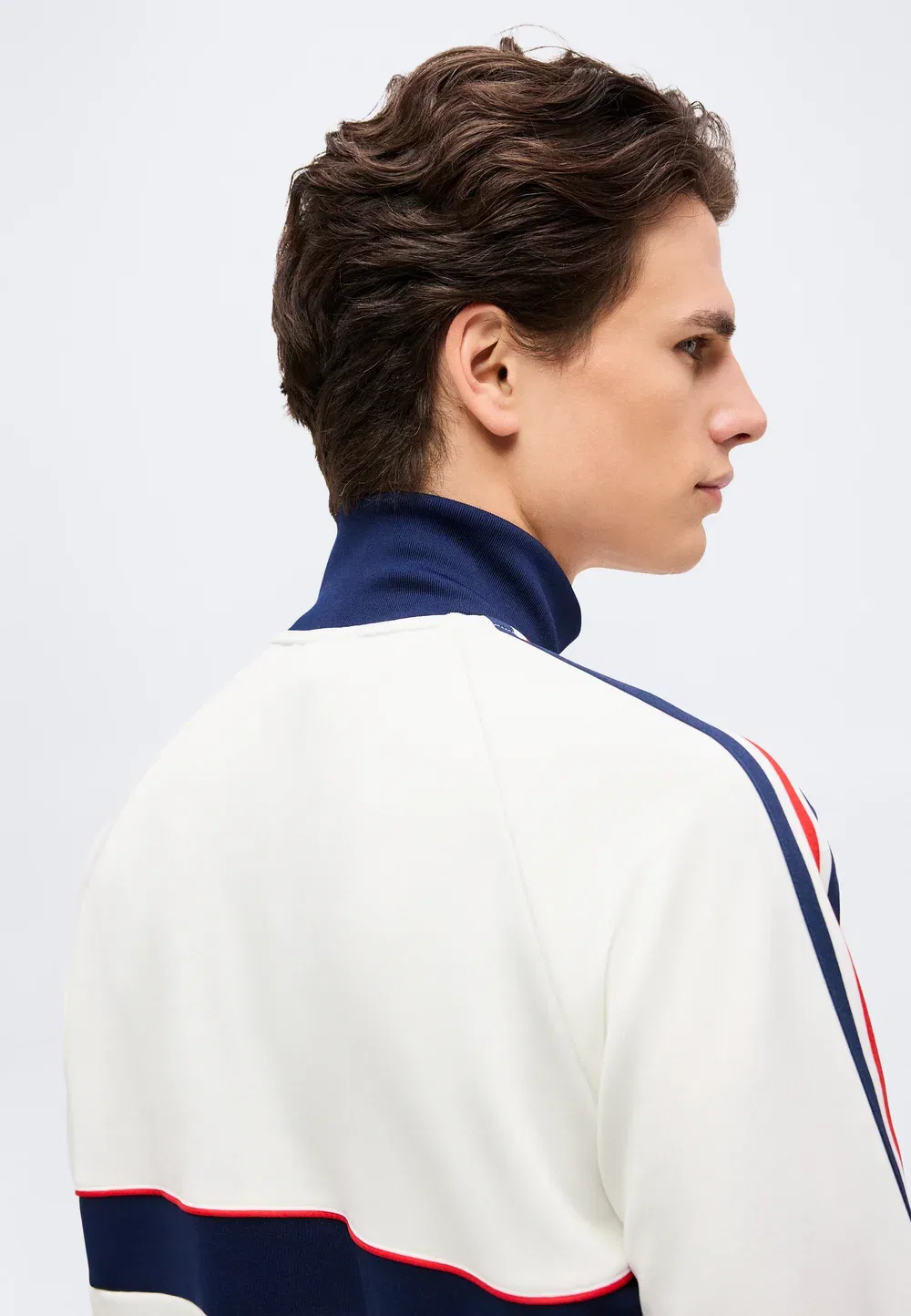 Спортивная форма ФК Бавария Мюнхен - клубная одежда Adidas Originals, Core White/Night Indigo — фото 4