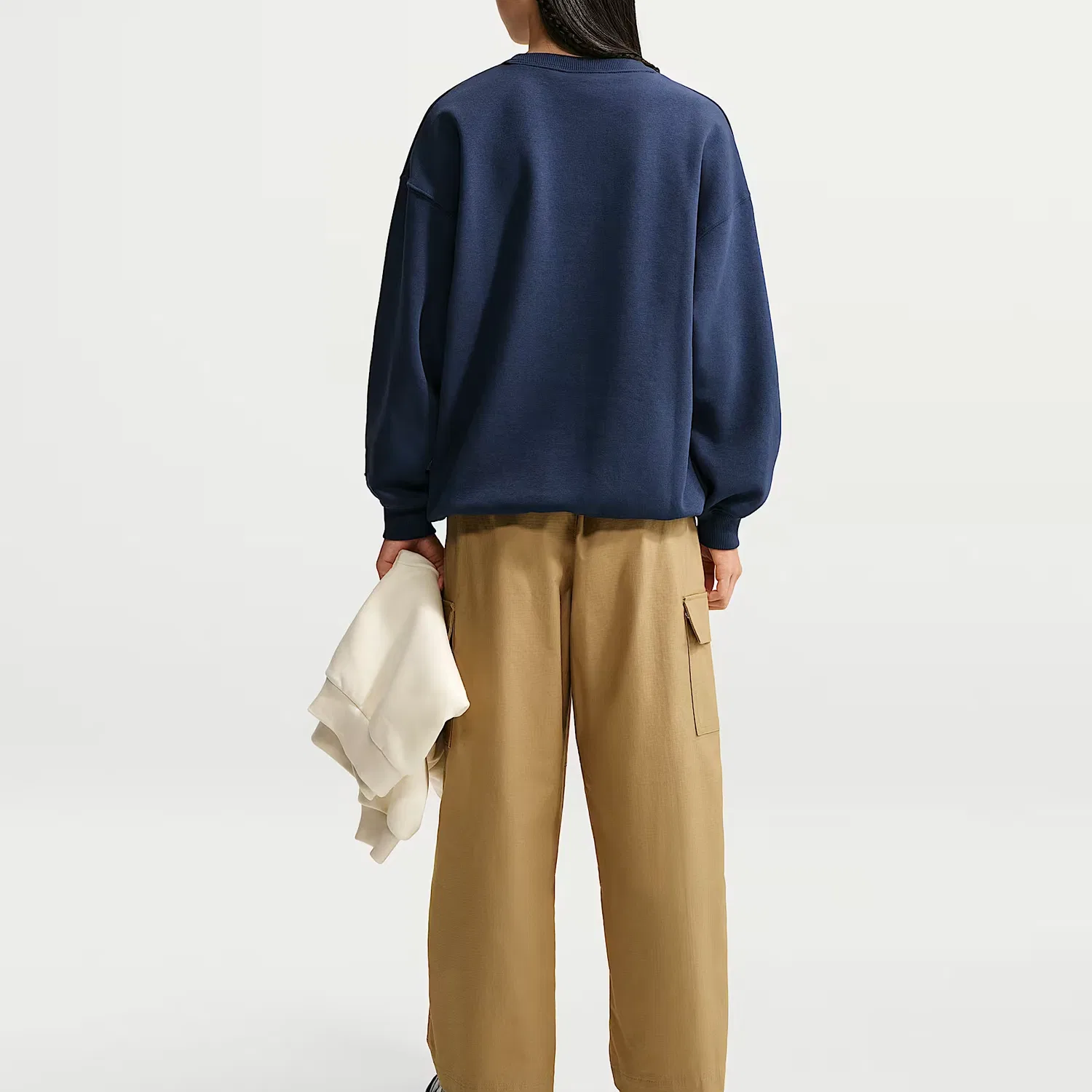 Детский свитшот с начесом Oversize Style Fleece Lined Crew Neck Nike, Dark Navy Blue — фото 4