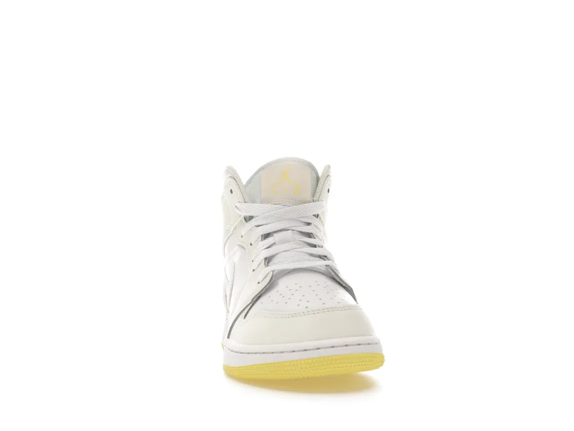 Детские кроссовки Lifestyle с высоким берцем Jordan 1 Mid Jordan, Sail/White/Light Laser Orange — фото 2