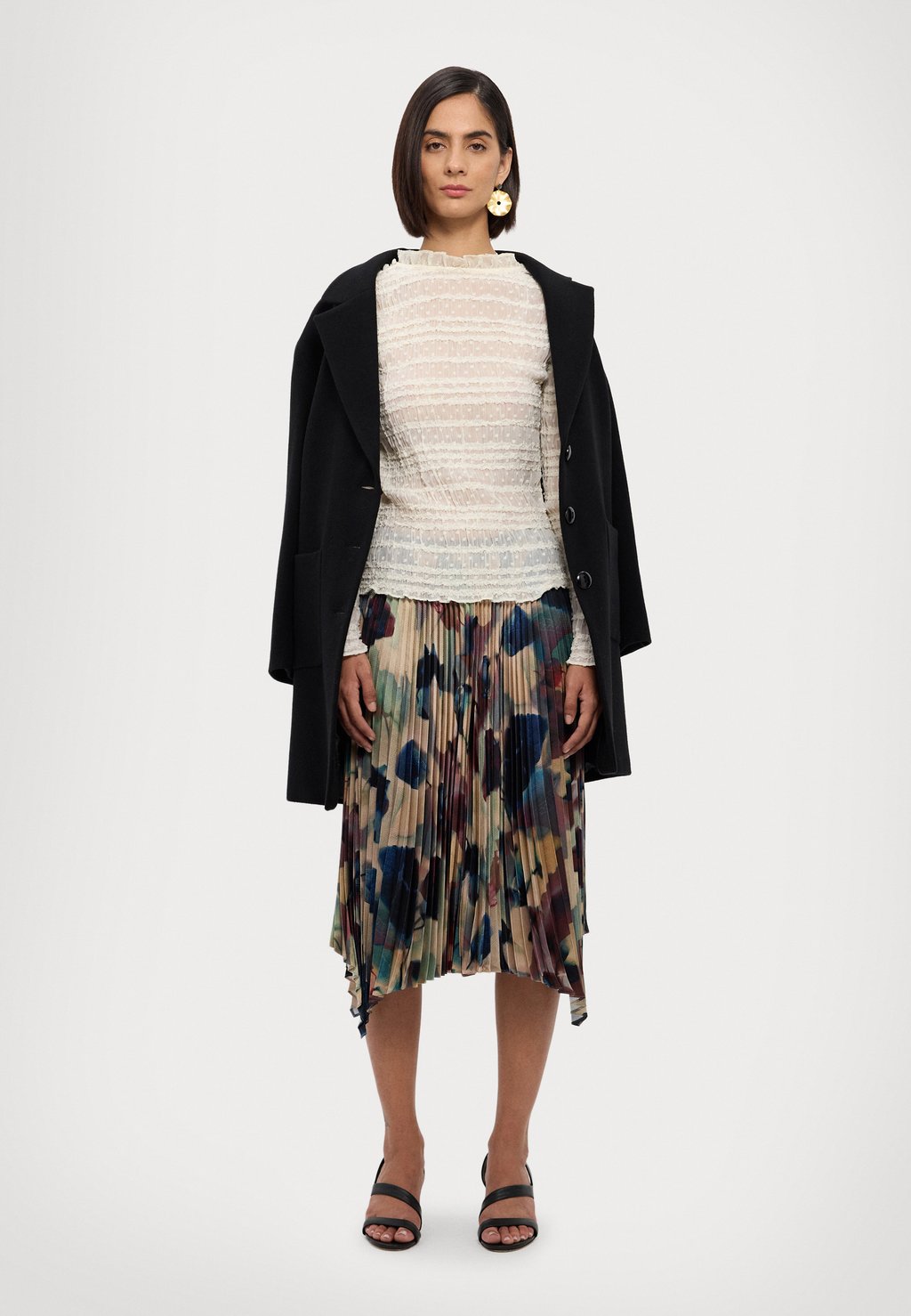 

Классическое пальто MAGGIE COAT STUDIO ID, черный