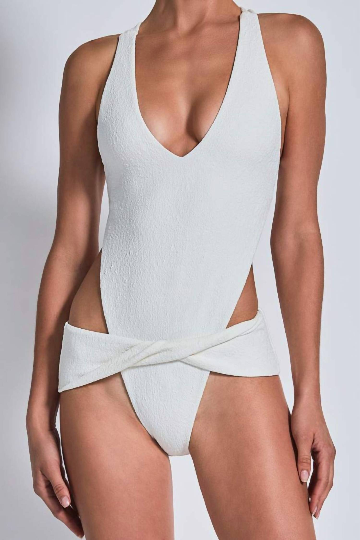 

Цельный купальник Cora из кремовой крокодиловой кожи Devon Windsor