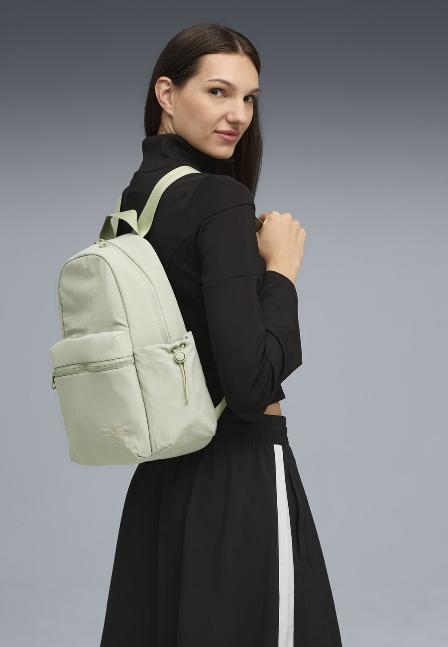 

Рюкзак Puma KLEINER, Lux Army/Green
