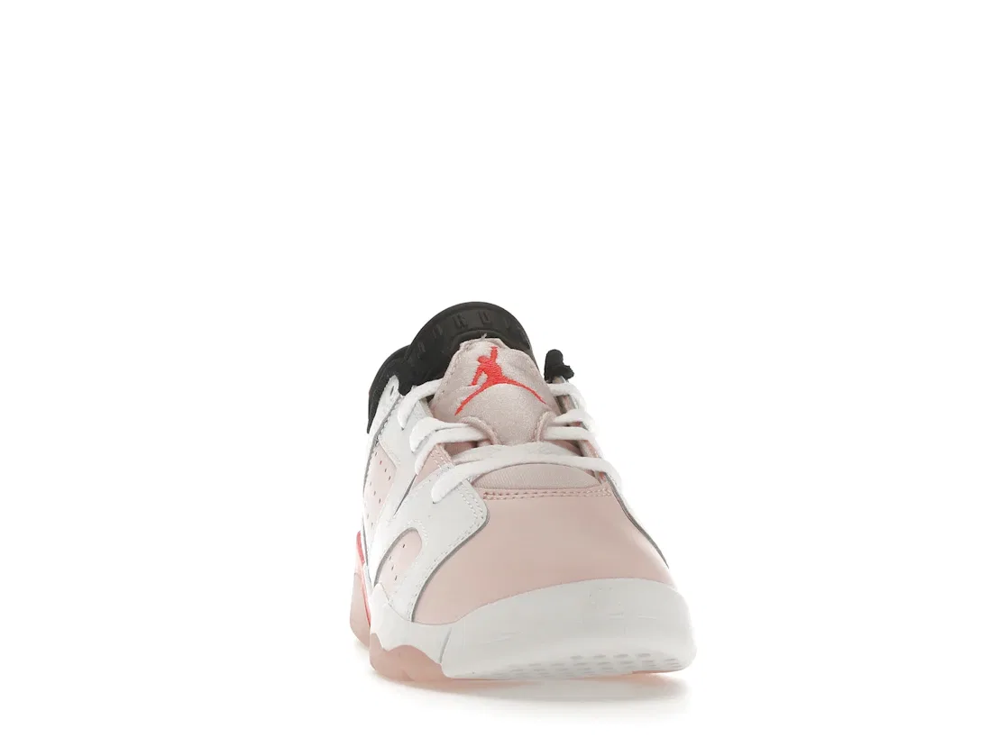 Детские кроссовки Lifestyle Jordan 6 Low Jordan, White/Infrared 23/Black/Atmosphere — фото 2