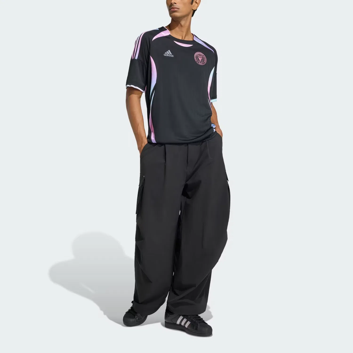 Мужская футболка с принтом Adidas x Audi TEAM REVOLUT F1 INTER MIAMI Racing, Black/Multicolor — фото 3