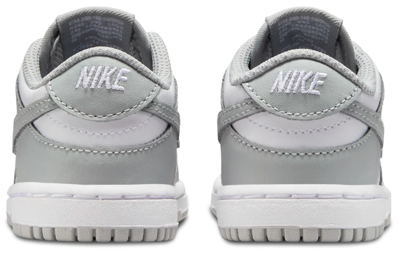 Кроссовки для мальчиков Dunk Low Nike, цвет White/Light Smoke Grey/White — фото 3