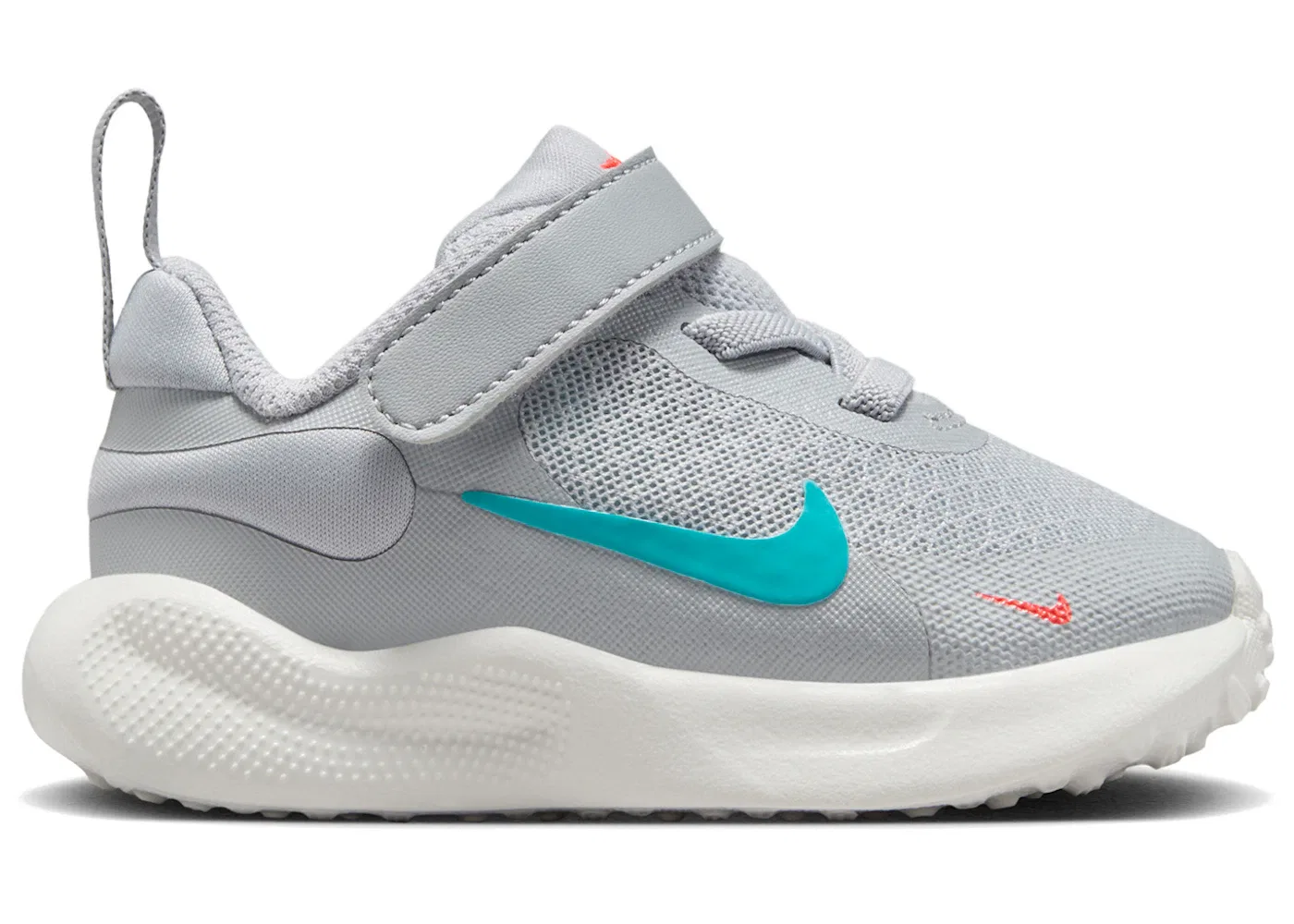 Детские кроссовки Lifestyle Nike Revolution 7, Wolf Grey/Bright Crimson/Summit White/Dusty Cactus