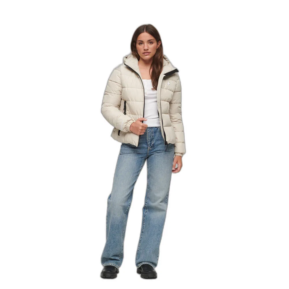 Женская утепленная куртка с капюшоном Superdry, Weiß — фото 2