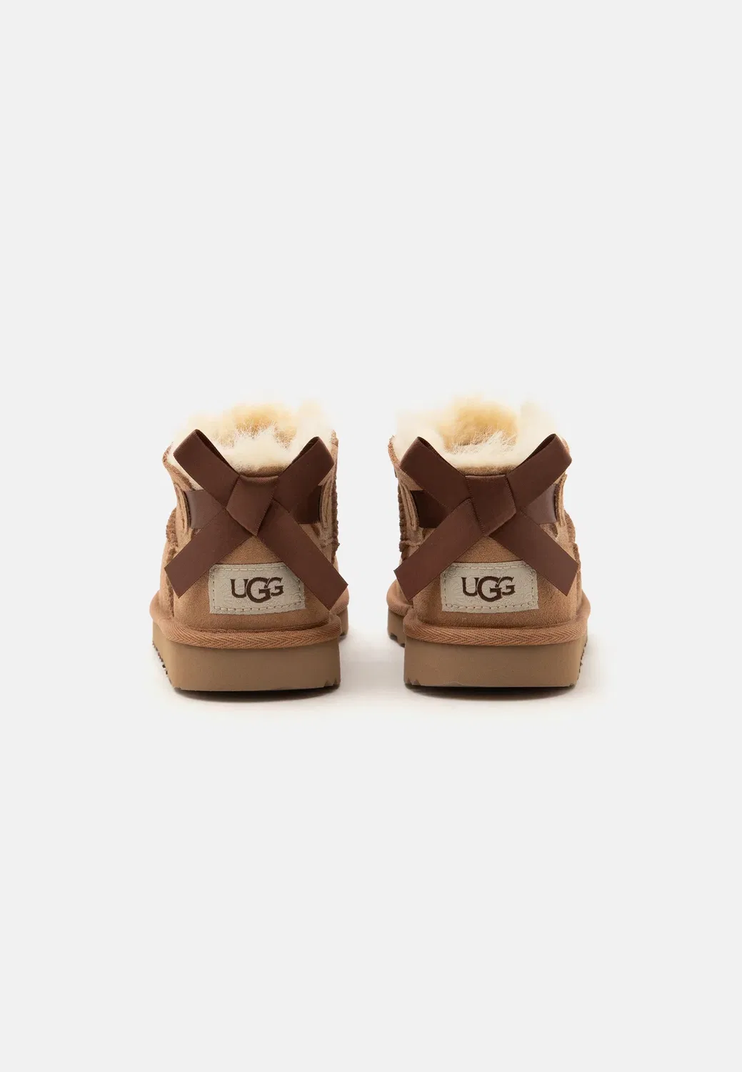 Ультраминиатюрные ботильоны Bailey Bow - классические ботильоны Ugg, Chestnut — фото 3