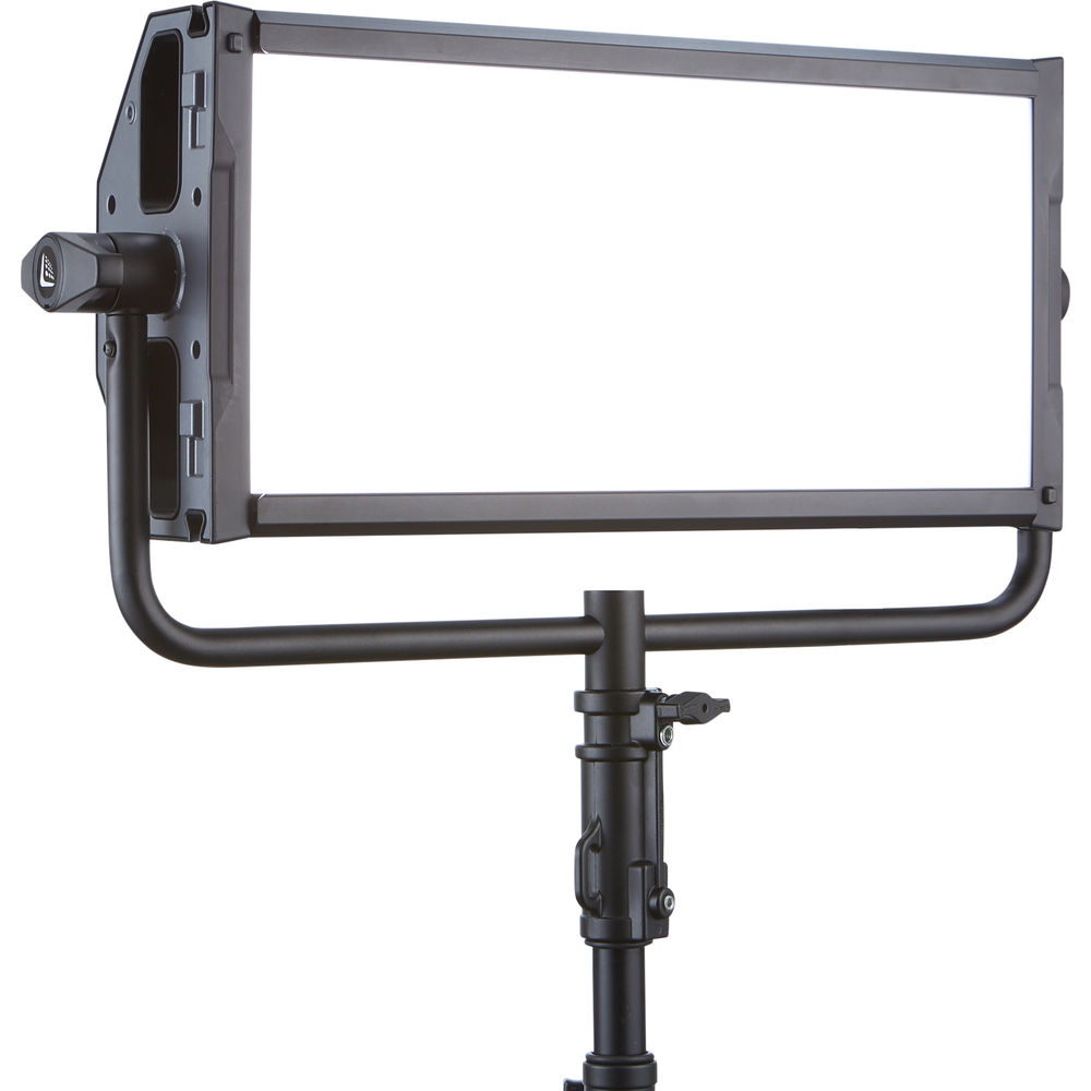 

Светодиодная панель Litepanels Gemini 2x1 Soft RGB (стандартная рама, шнур питания для США)