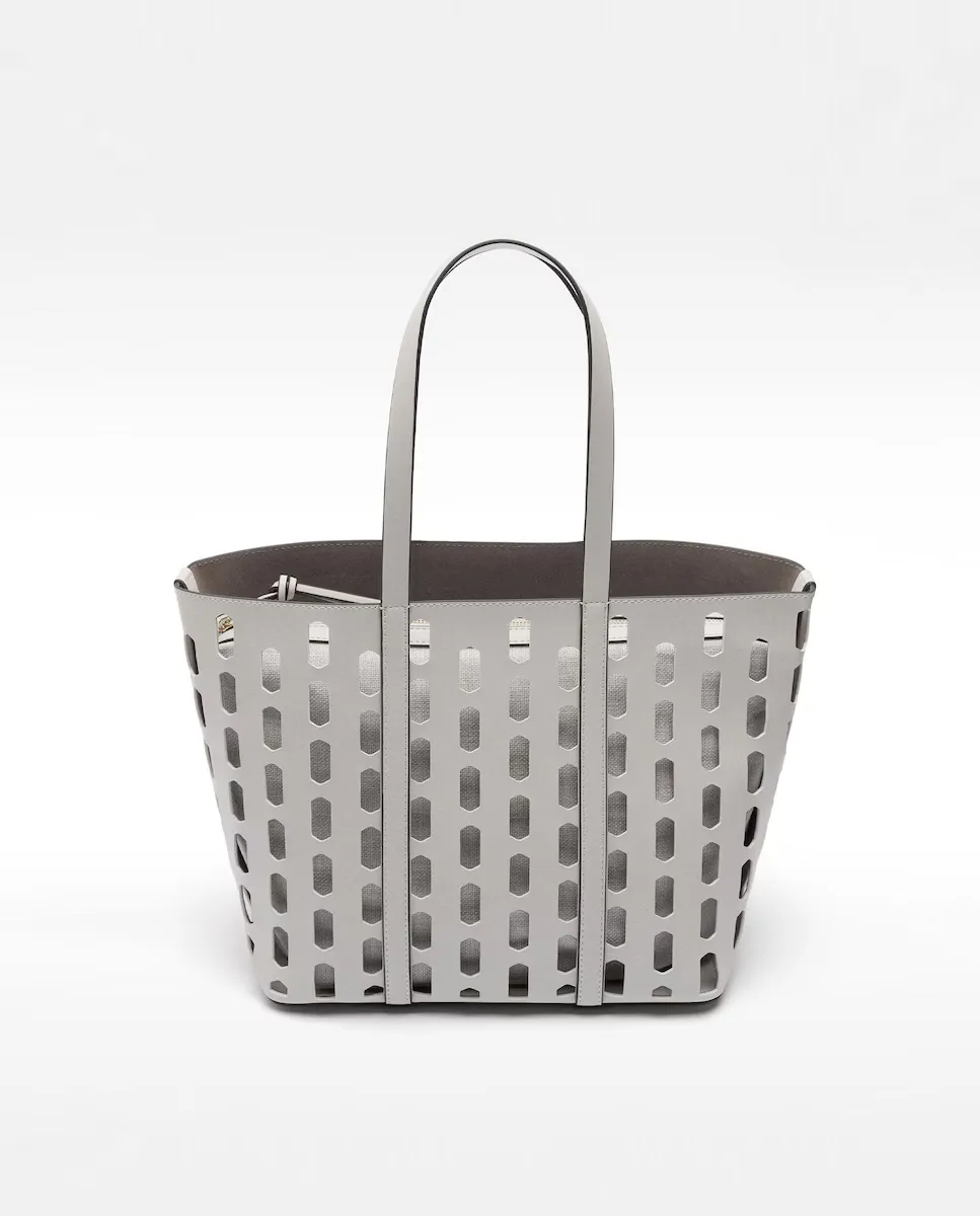 

Сумка-шоппер с перфорацией и застежкой-молнией, однотонная Parfois, цвет Crudo