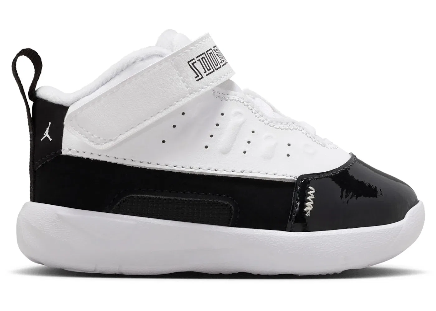 Детские кроссовки с амортизацией Jordan Max Aura 7 Jordan, White/Summit White/Black