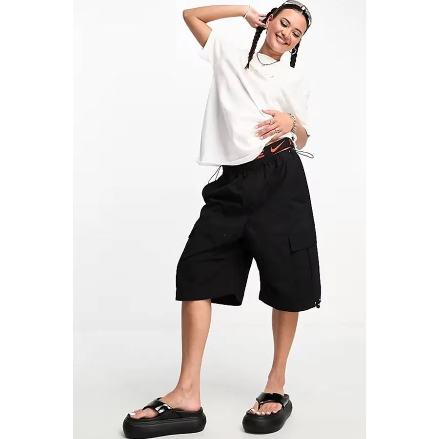 Женская футболка из хлопка Nike Sportswear Loose Fit Tee Bfoosh, Белый — фото 4
