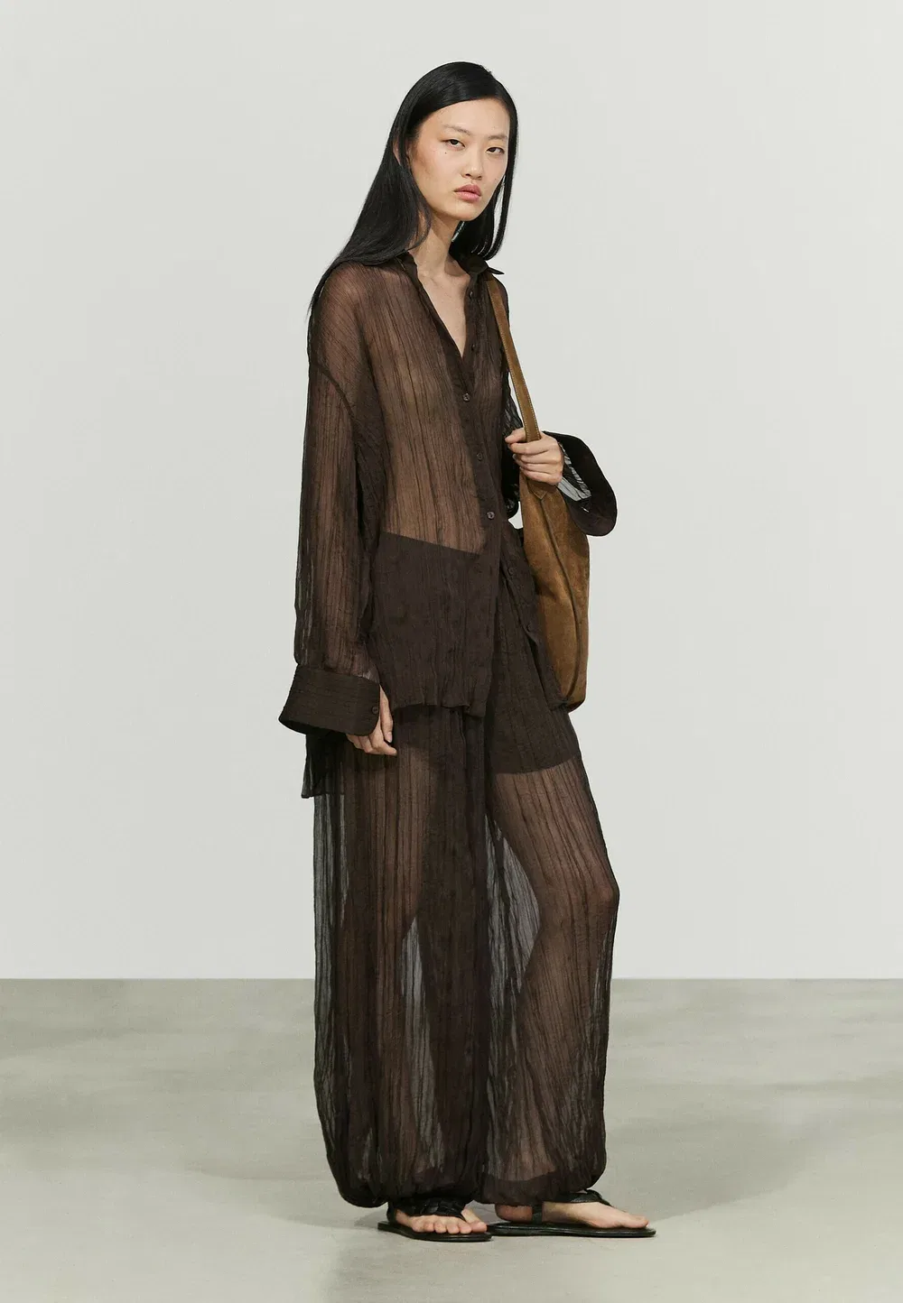 Образ в целом: струящиеся брюки Massimo Dutti, Dark Brown — фото 2