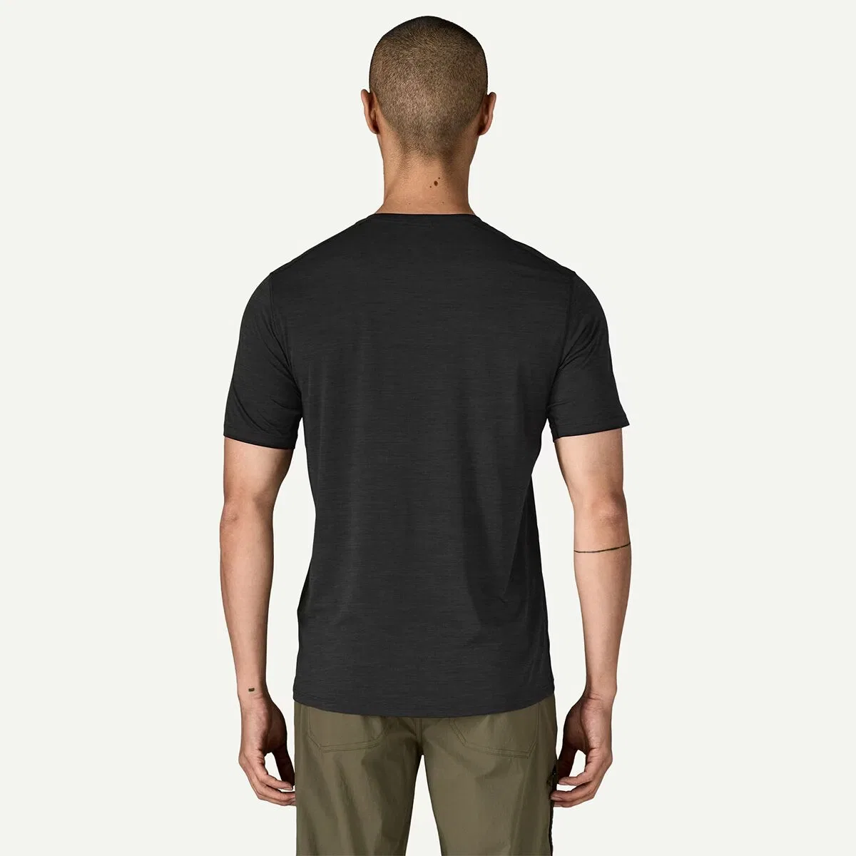 Мужская футболка техническая с принтом Capilene Cool Ultra Shirt Patagonia, Black/Forge Grey X-Dye — фото 4