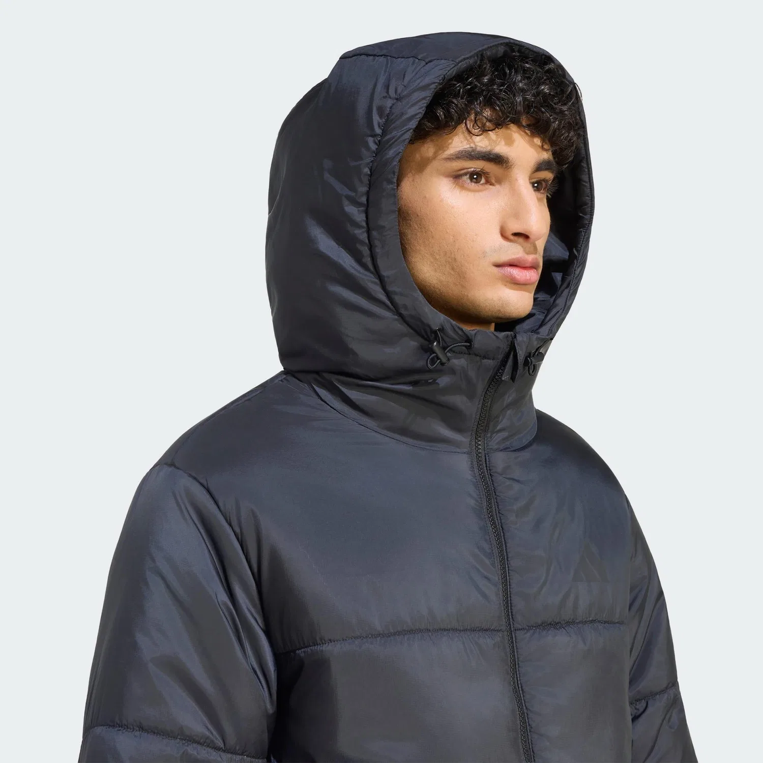 Мужская утепленная куртка-пуховик Essentials Highloft Puffer Adidas, Schwarz — фото 4
