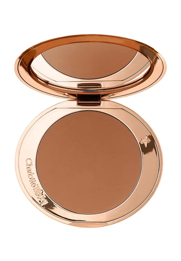 Бронзер для аэрографии - бронзер 16 г Charlotte Tilbury, цвет 3 tan — фото 3