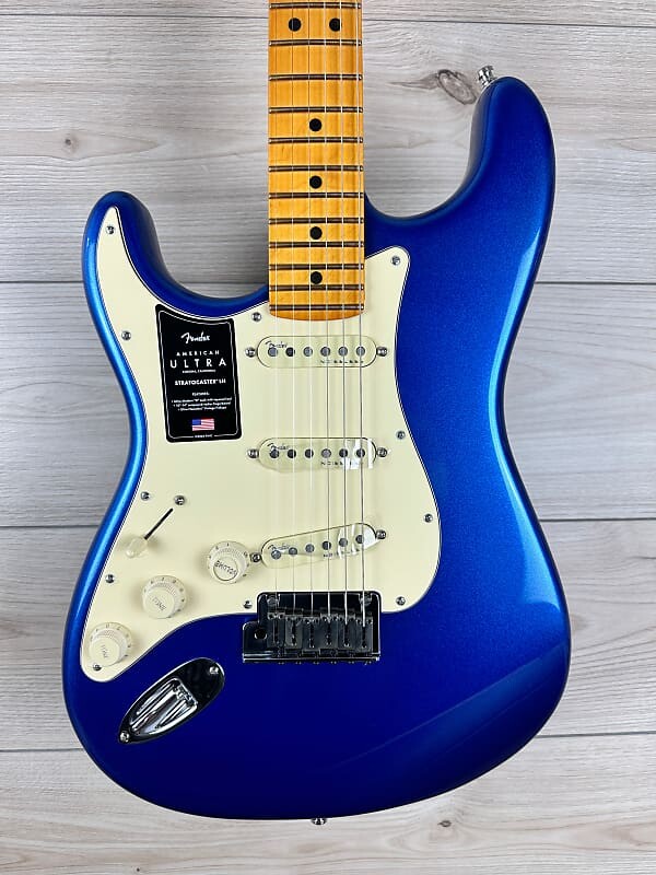 

Fender American Ultra Stratocaster, левая рука, кленовый гриф, синяя кобра, Серый, Fender American Ultra Stratocaster, левая рука, кленовый гриф, синяя кобра