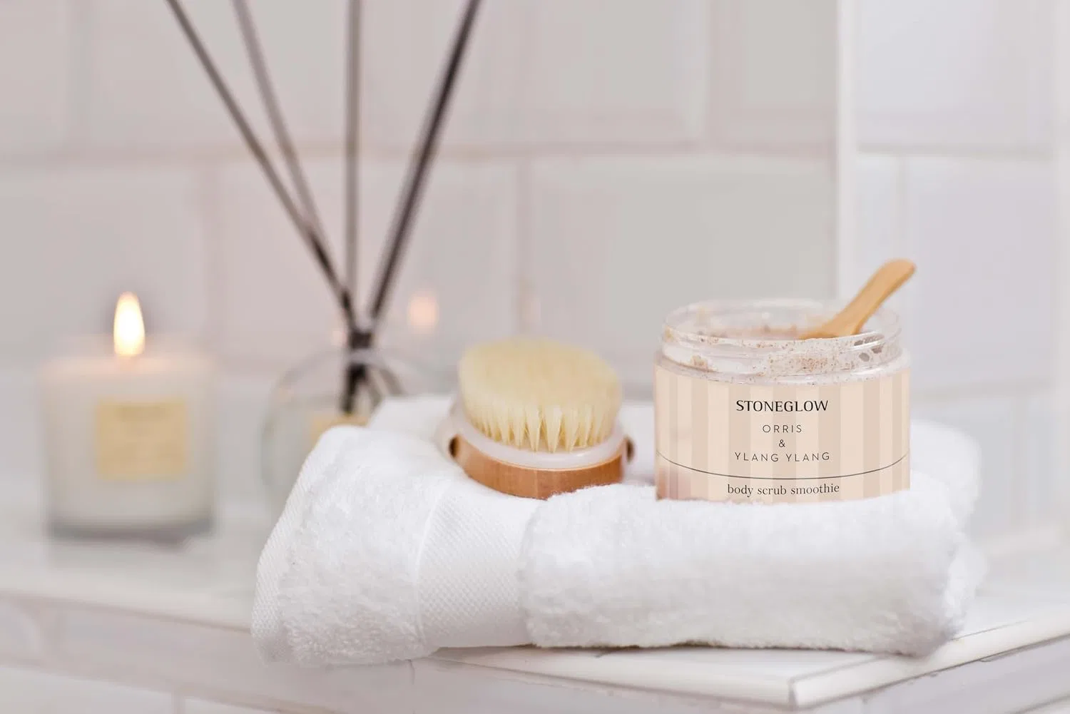 Скраб для тела Smoothie Stoneglow, 310 г, Orris & Ylang Ylang — фото 4