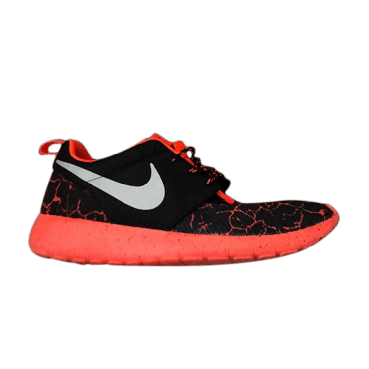 

Кроссовки Nike Roshe One GS 'Lava', черный