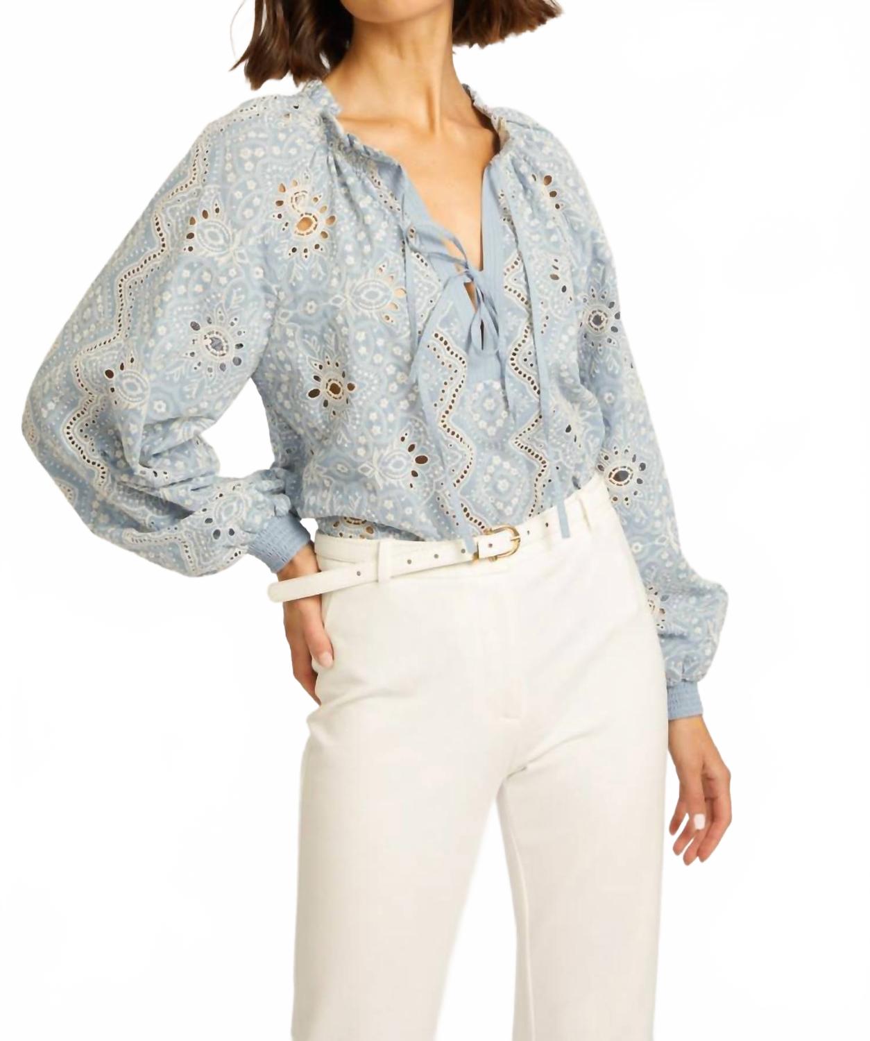 

Топ с длинными рукавами и V-образным вырезом в синем цвете CABALLERO