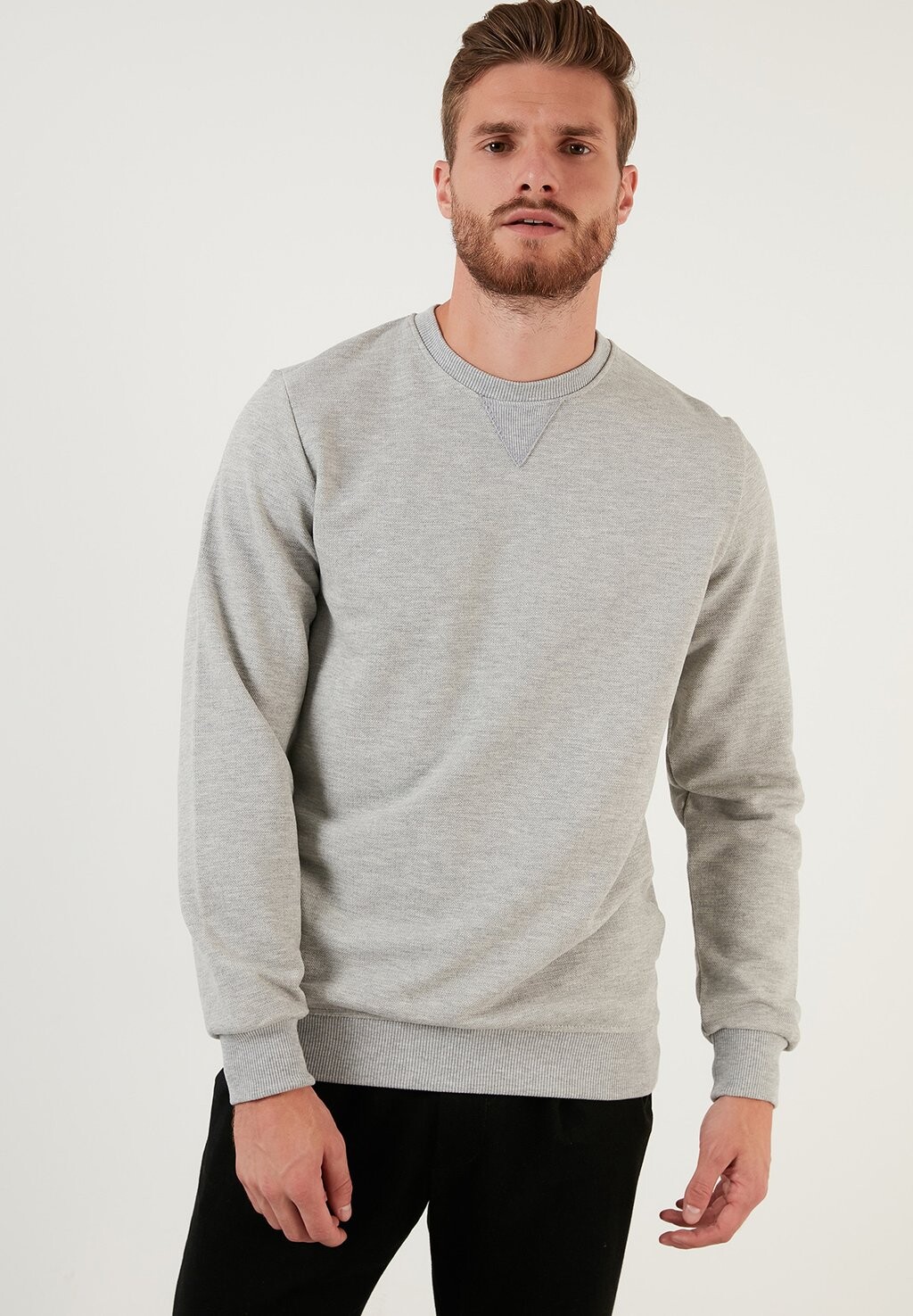 

Толстовка CREW NECK BASIC Buratti, цвет grey-melange