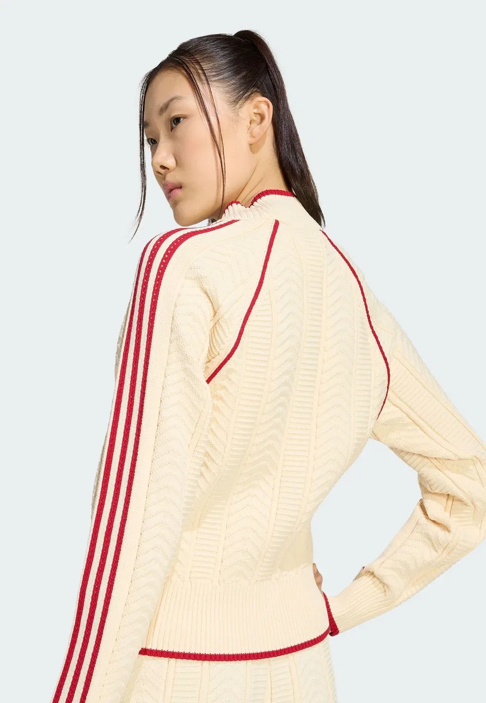 Спортивная куртка SST - куртка-бомбер Adidas Originals, Warm Vanilla Team Victory Red — фото 4