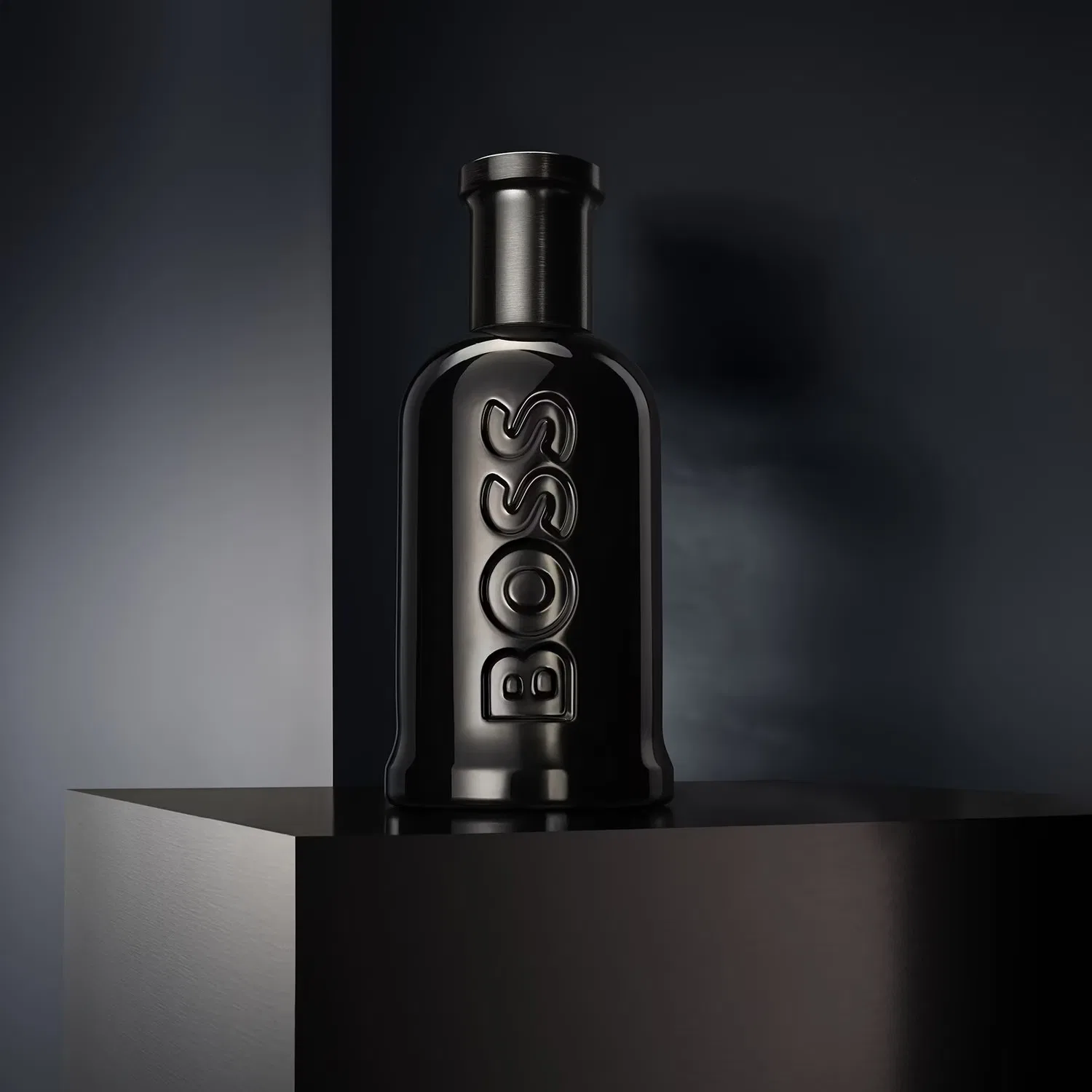 Парфюм 50 мл с древесно-амбровым ароматом HUGO BOSS, Bottled Parfum — фото 4