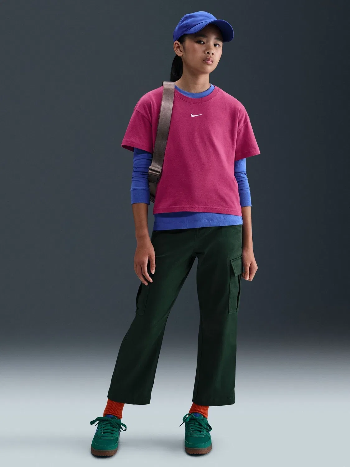 Футболка свободного кроя Nike Sportswear, розовая — фото 4