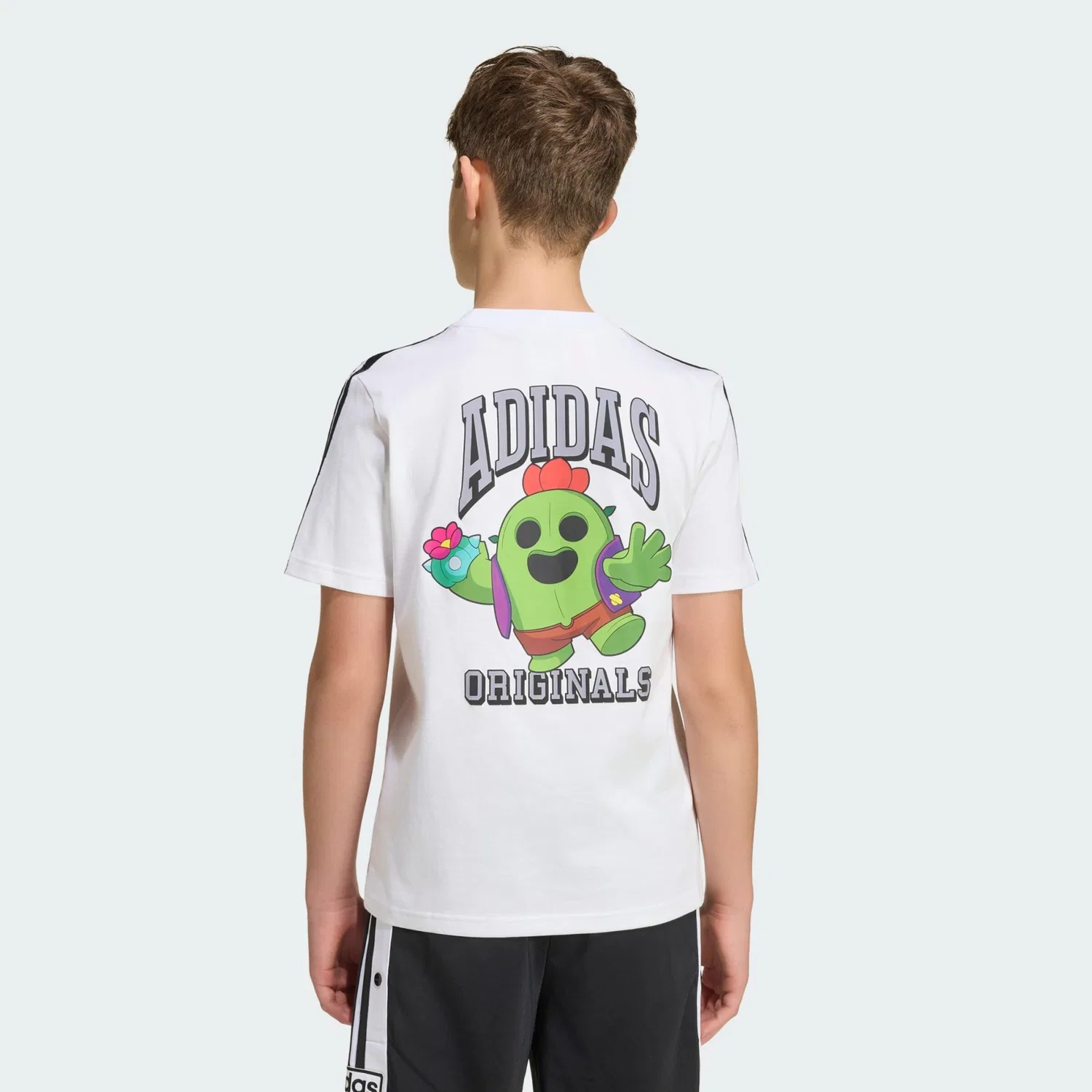 Футболка Adidas Originals белого цвета — фото 3