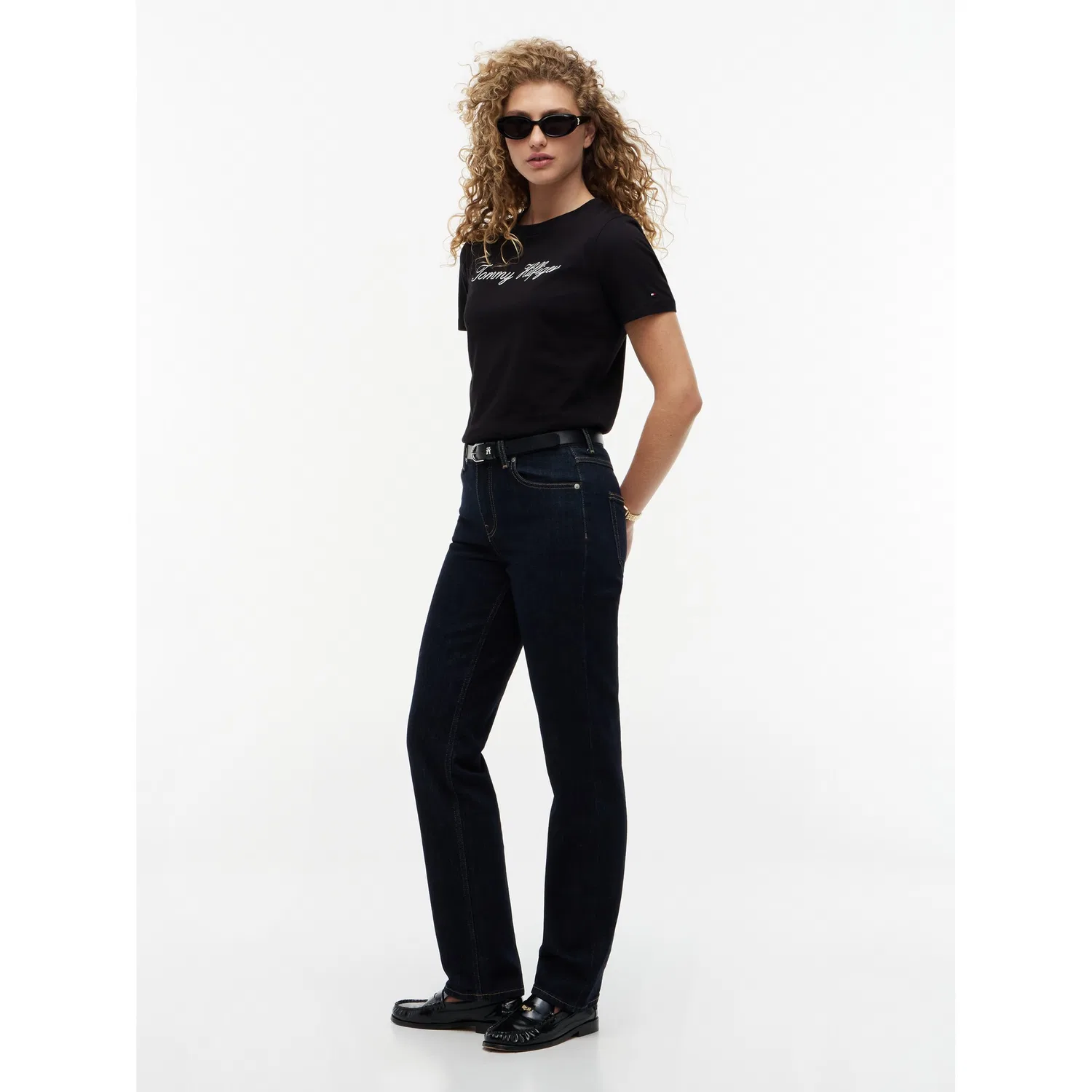 Женская хлопковая футболка с контрастной вышивкой Tommy Hilfiger, Black — фото 4