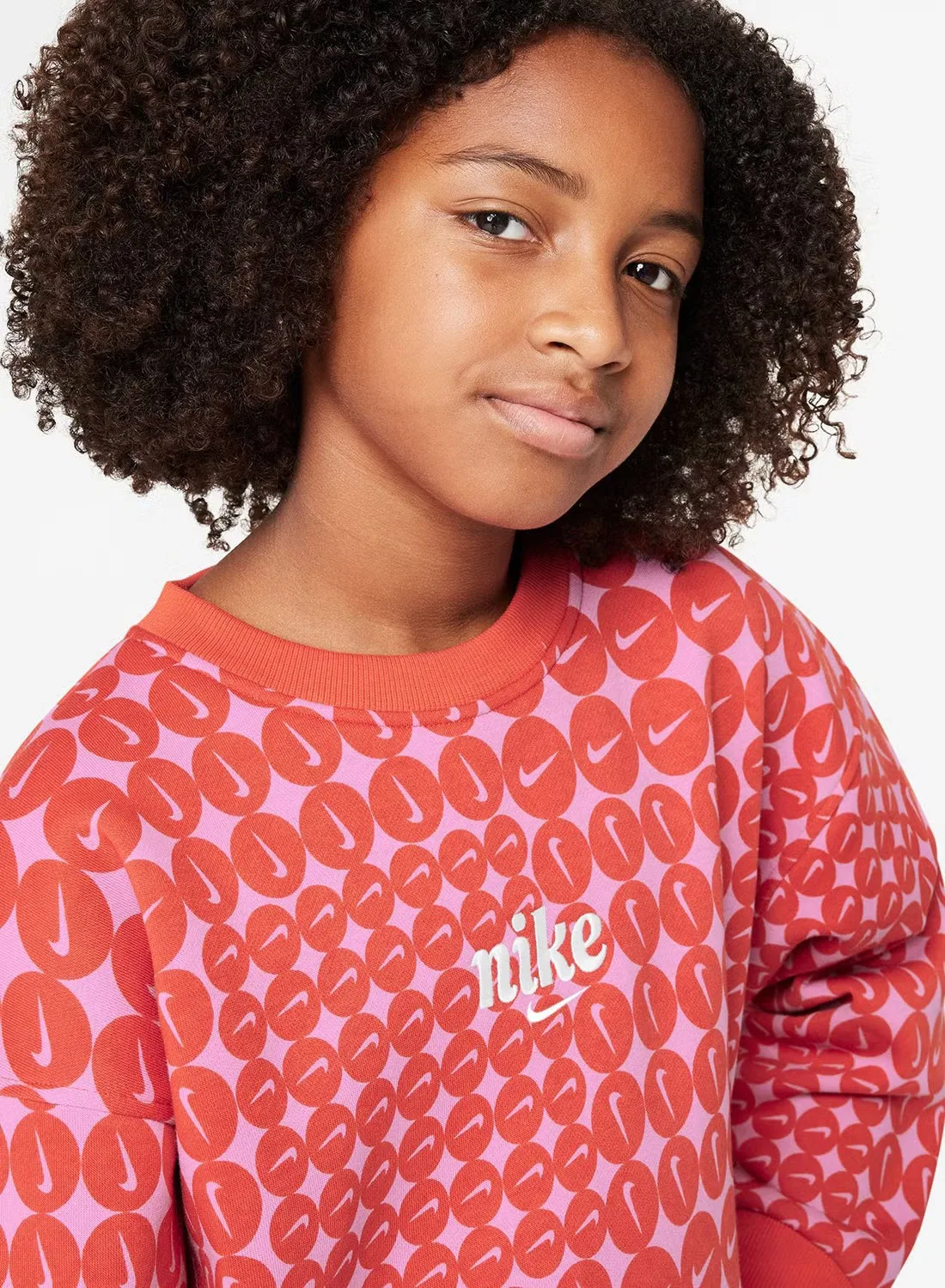 Свитшот оверсайз из флиса с логотипом Kids club Nike, белый — фото 3