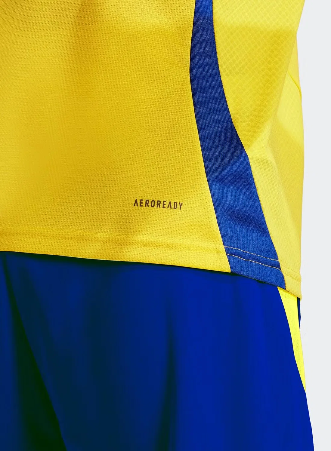 Футболка с V-образным вырезом Adidas, желтый — фото 4