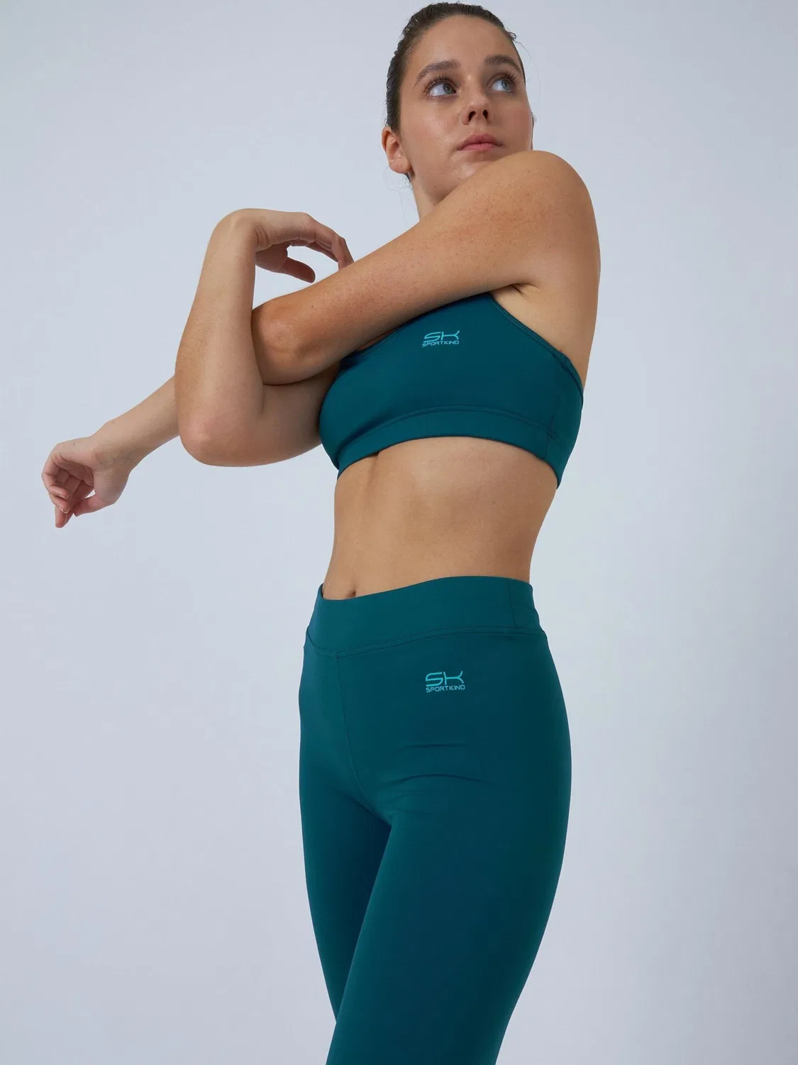 Узкие леггинсы Sportkind 3/4 Sport Leggings в цвете Бетон — фото 2