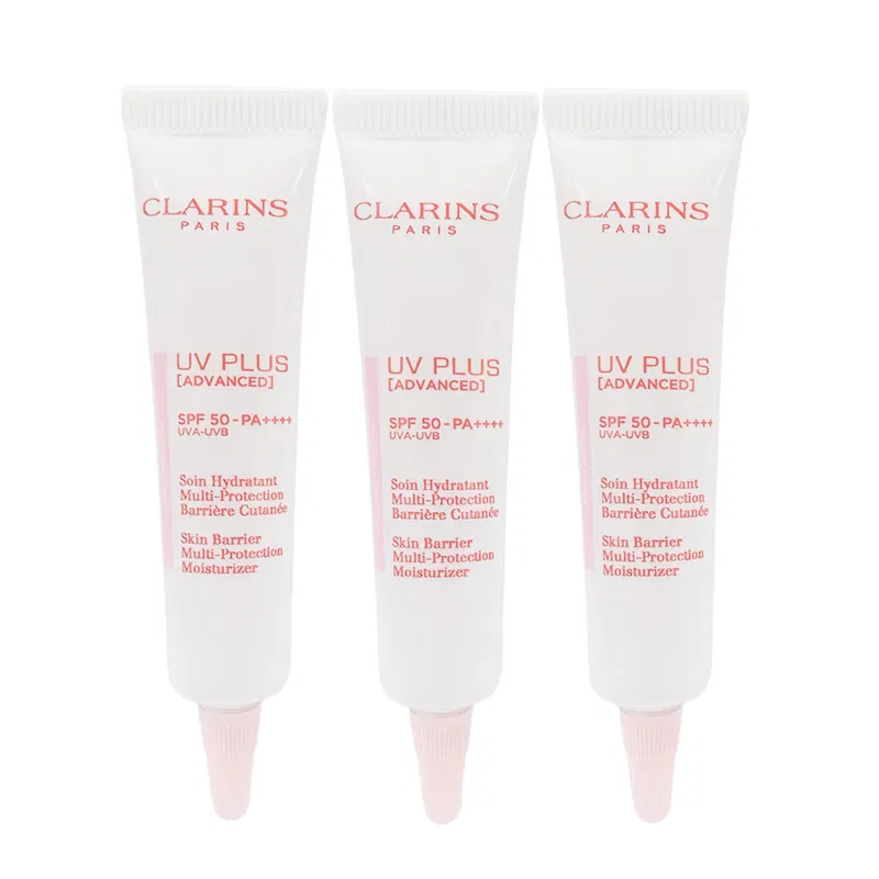 Женский набор сэмплов солнцезащитного лосьона с розовым оттенком CLARINS, 10 мл x 2, Light And Transparent Sunscreen Lotion With Pink Tint, CLARINS, Pink — фото 3