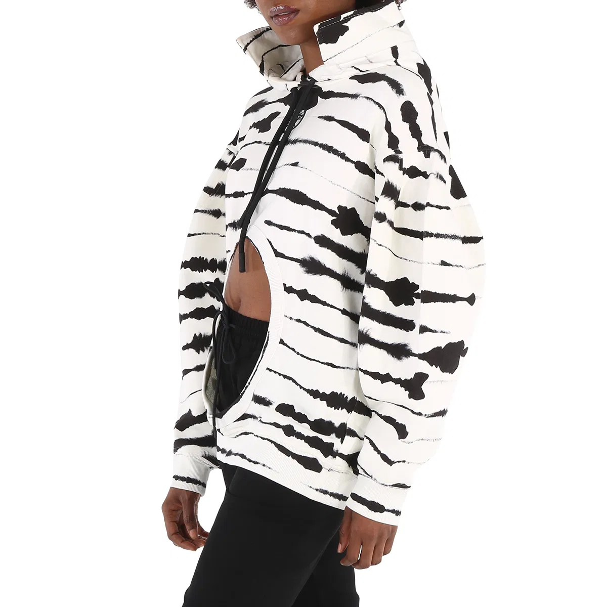 Худи женское с принтом Monochrome Cut-out Detail Watercolour Print Cotton Hoodie Burberry, Monochrome — фото 3