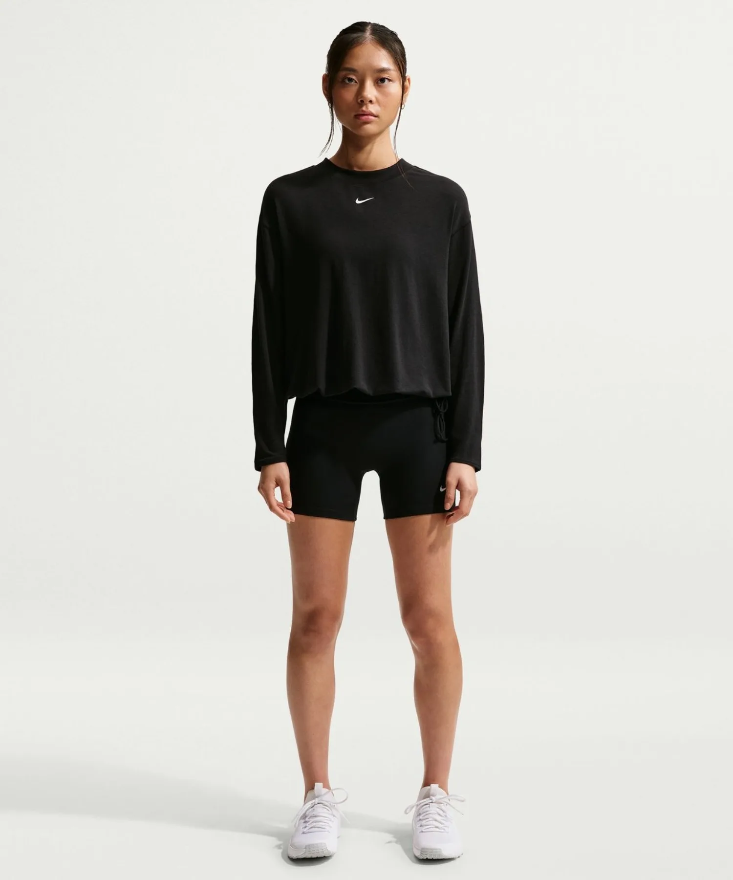 Женский топ с длинным рукавом Nike ONE RELAXED DF LS черный — фото 4