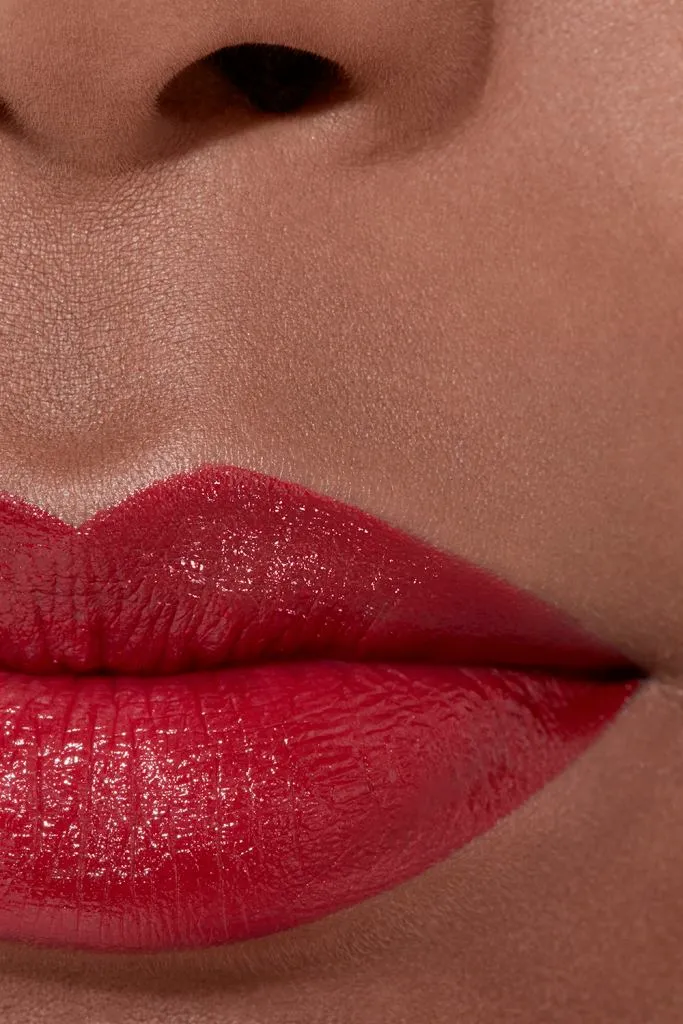 Губная помада Chanel Rouge Allure L’extrait, 858 rouge royal, 2 г — фото 4
